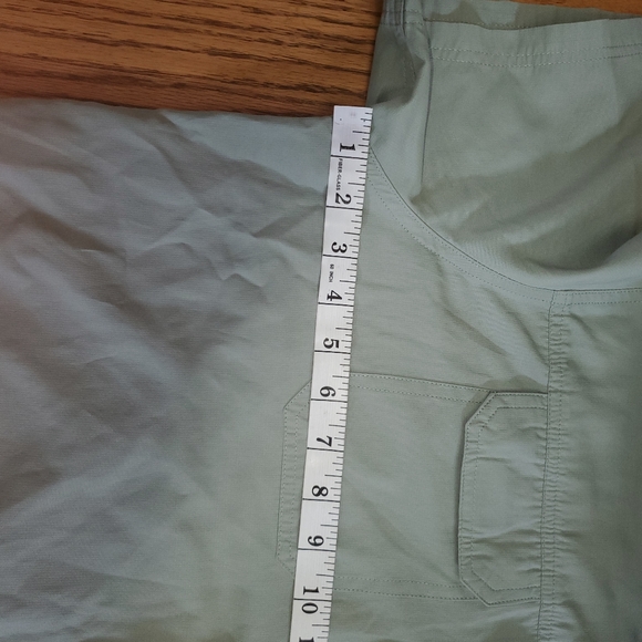 Field and Streams large men's short sleeve button down. - Picture 7 of 10